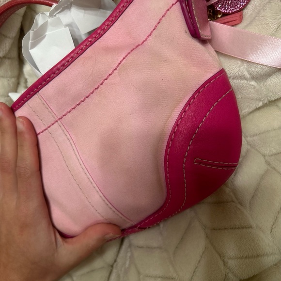 Coach Vintage Y2K Hot Pink Leather Hobo Shoulder Bag - Picture 9 of 9